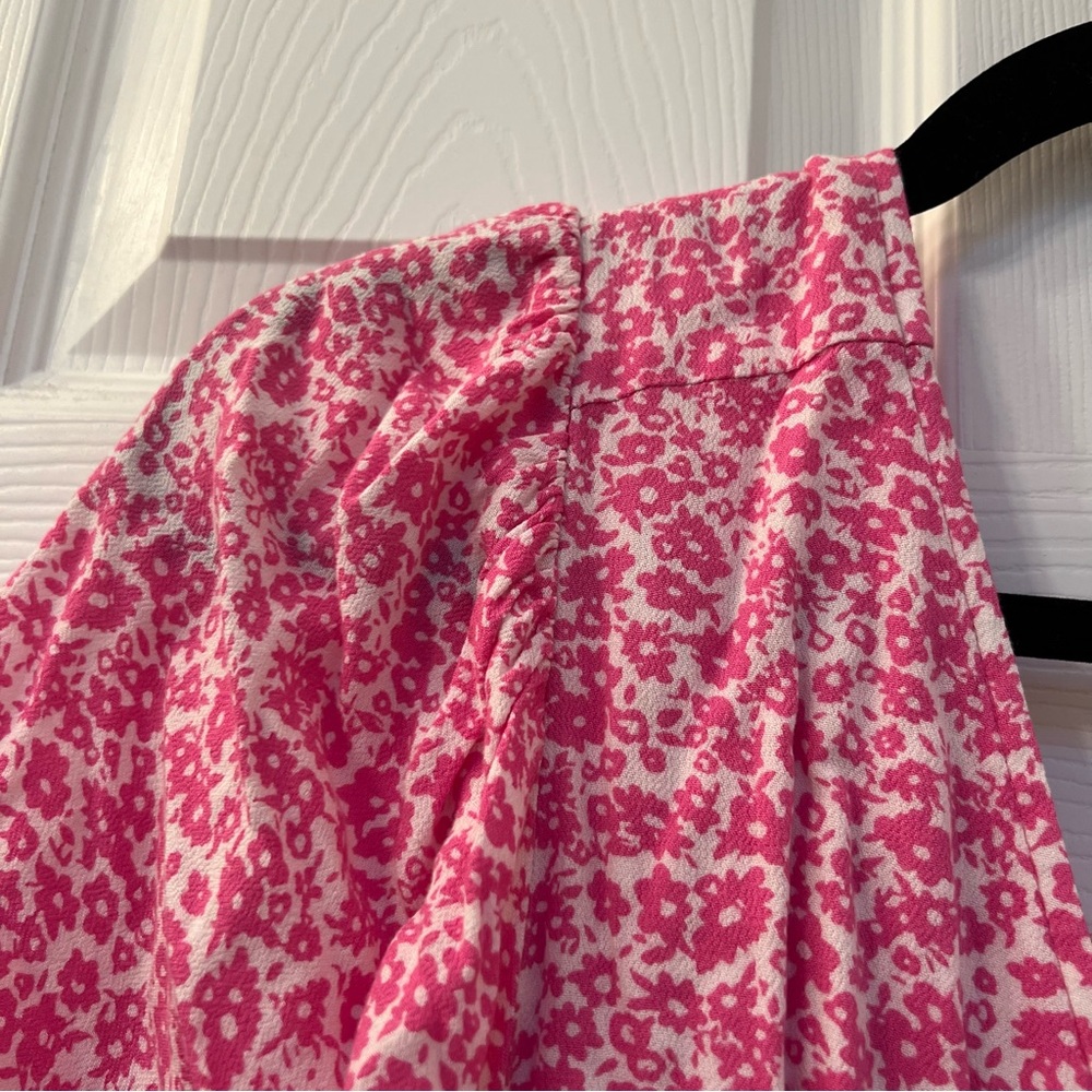 Pink & White Floral Maxi Dress 🌸 - Picture 7 of 8